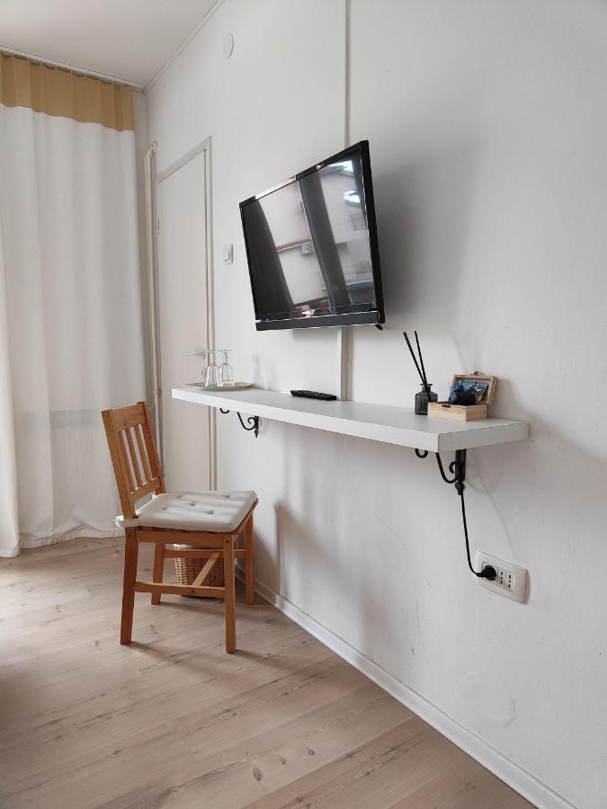 Rooms Ena 로비니 외부 사진